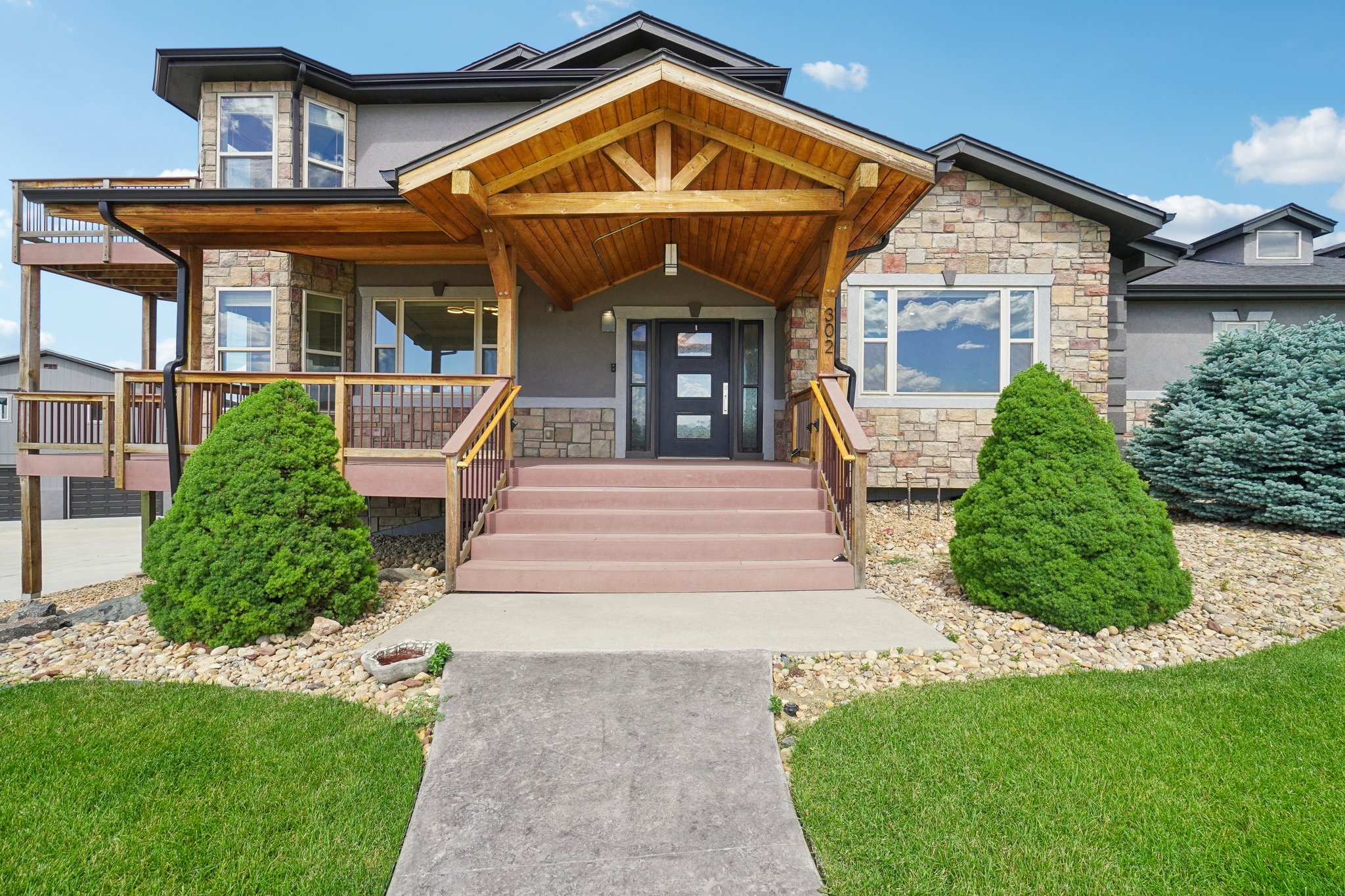 Dove Ln-007.jpg