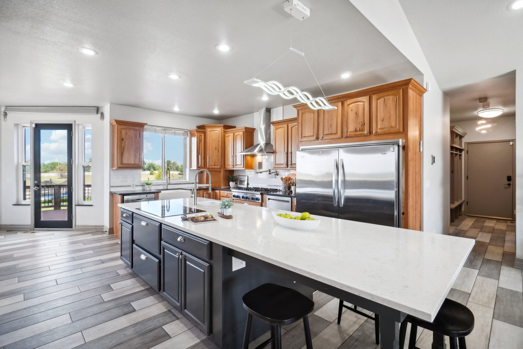 Dove Ln-018.jpg