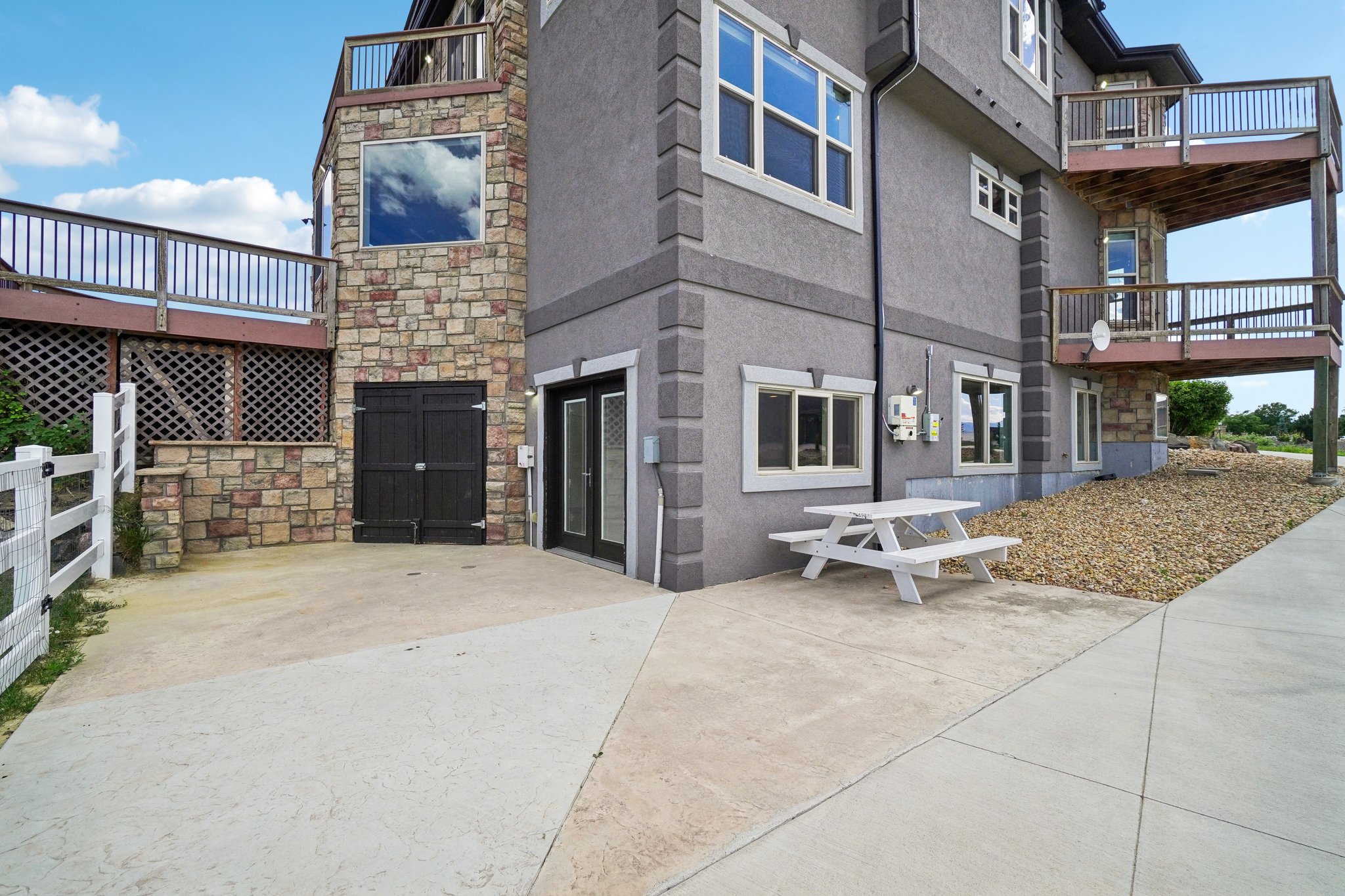Dove Ln-093.jpg