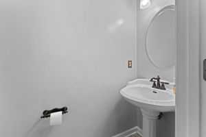  Photo 34