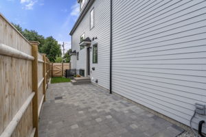 Exterior (18 of 21)