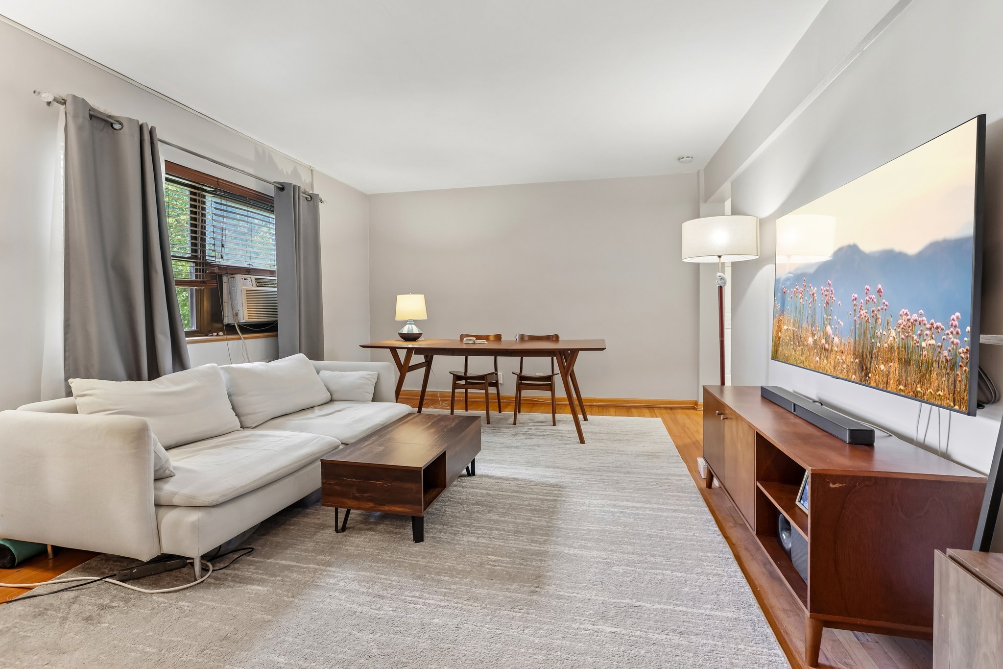 Edwin Ave 2C-S1807-010.jpg