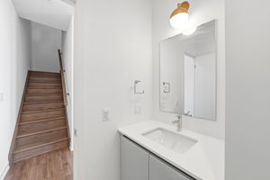  Photo 30