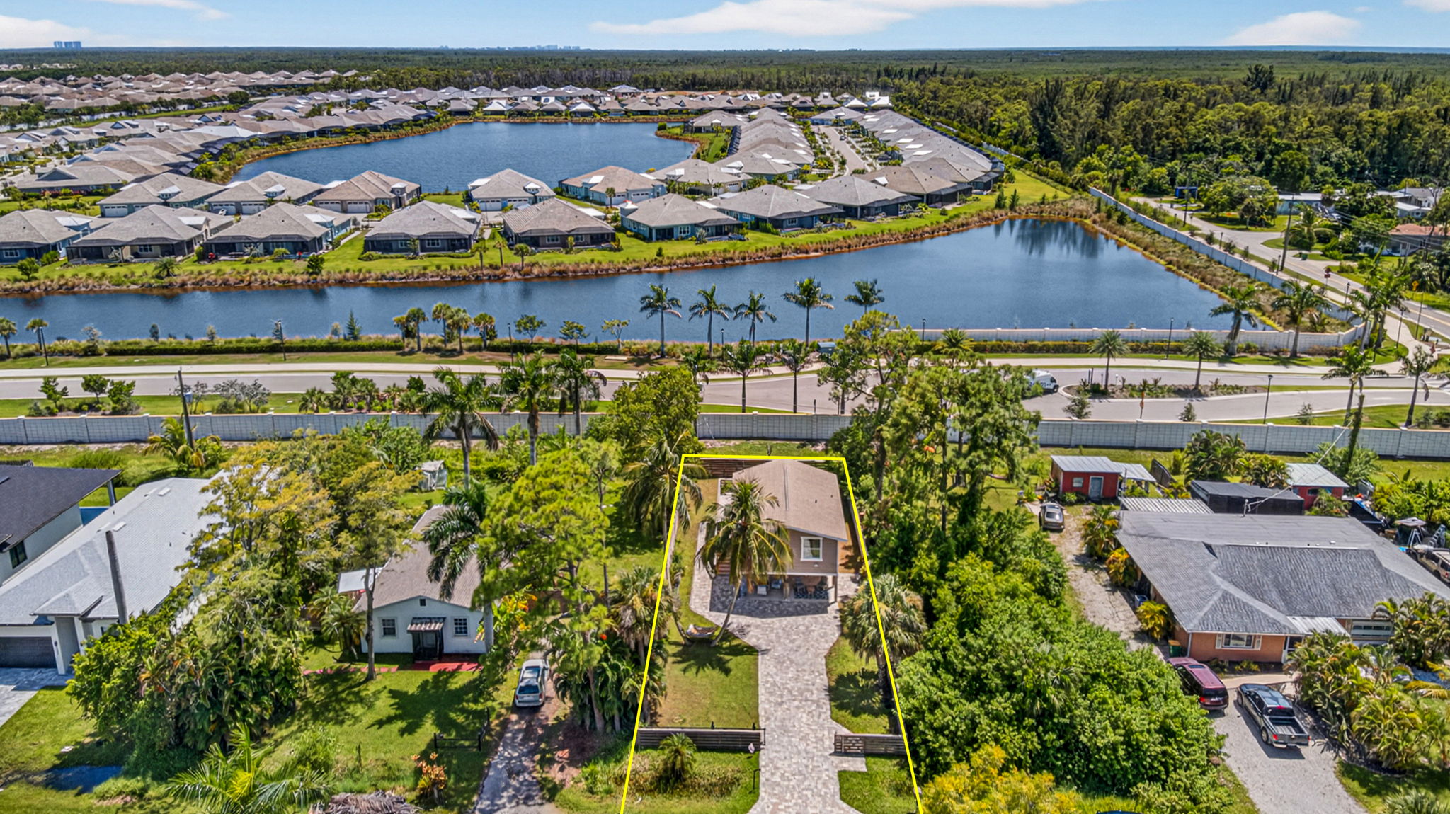 Aerial Front Exterior 1 -Lot Lines