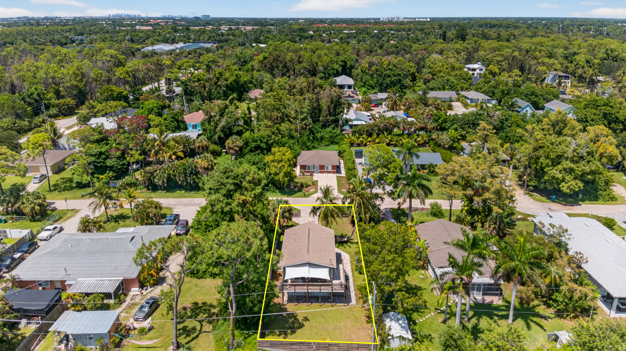 Aerial Rear Exterior -Lot Lines