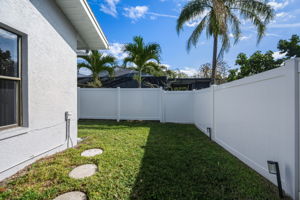 Fenced Yard2