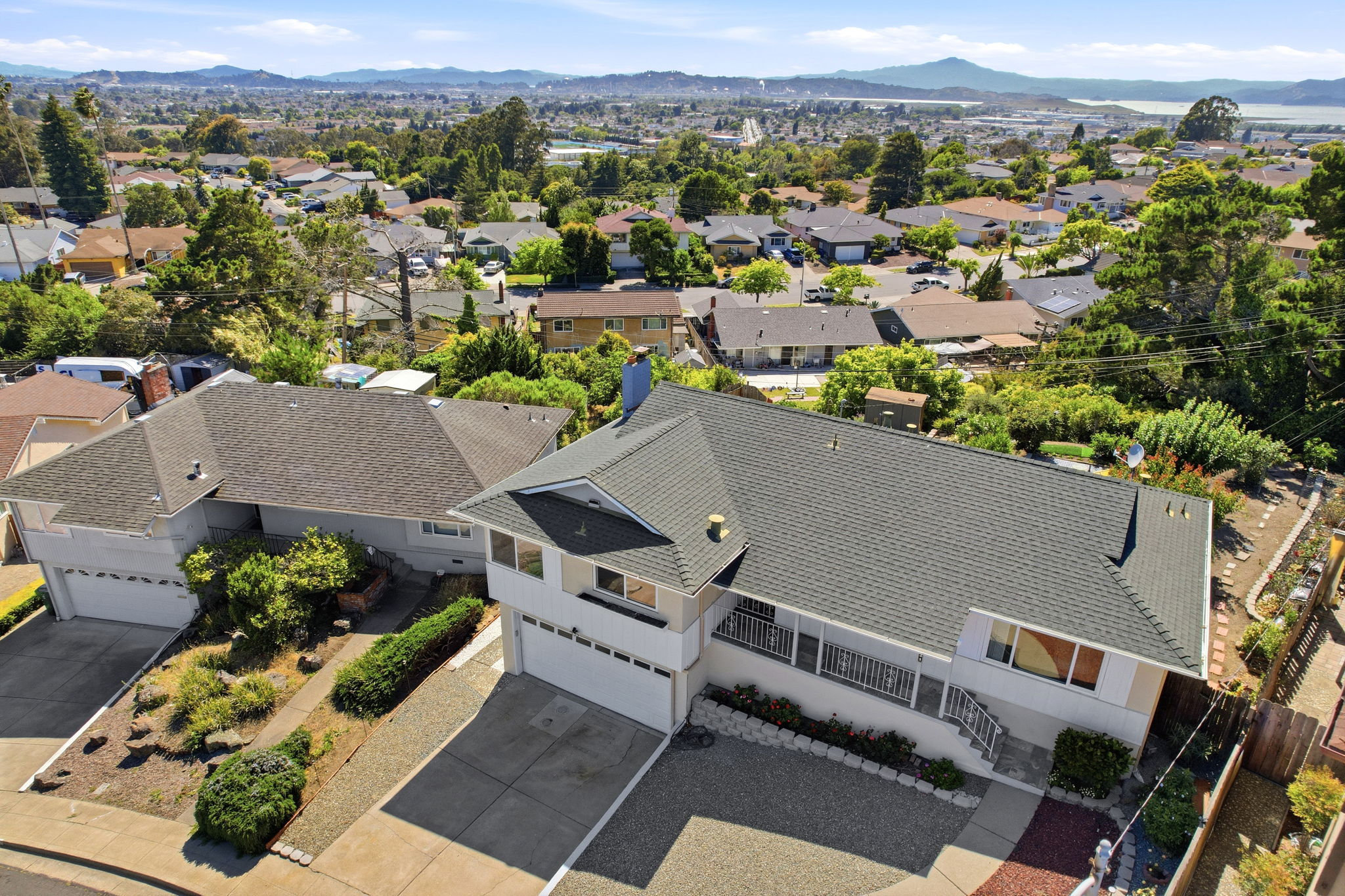 005_F8_AERIAL_3021 Glynis Dr