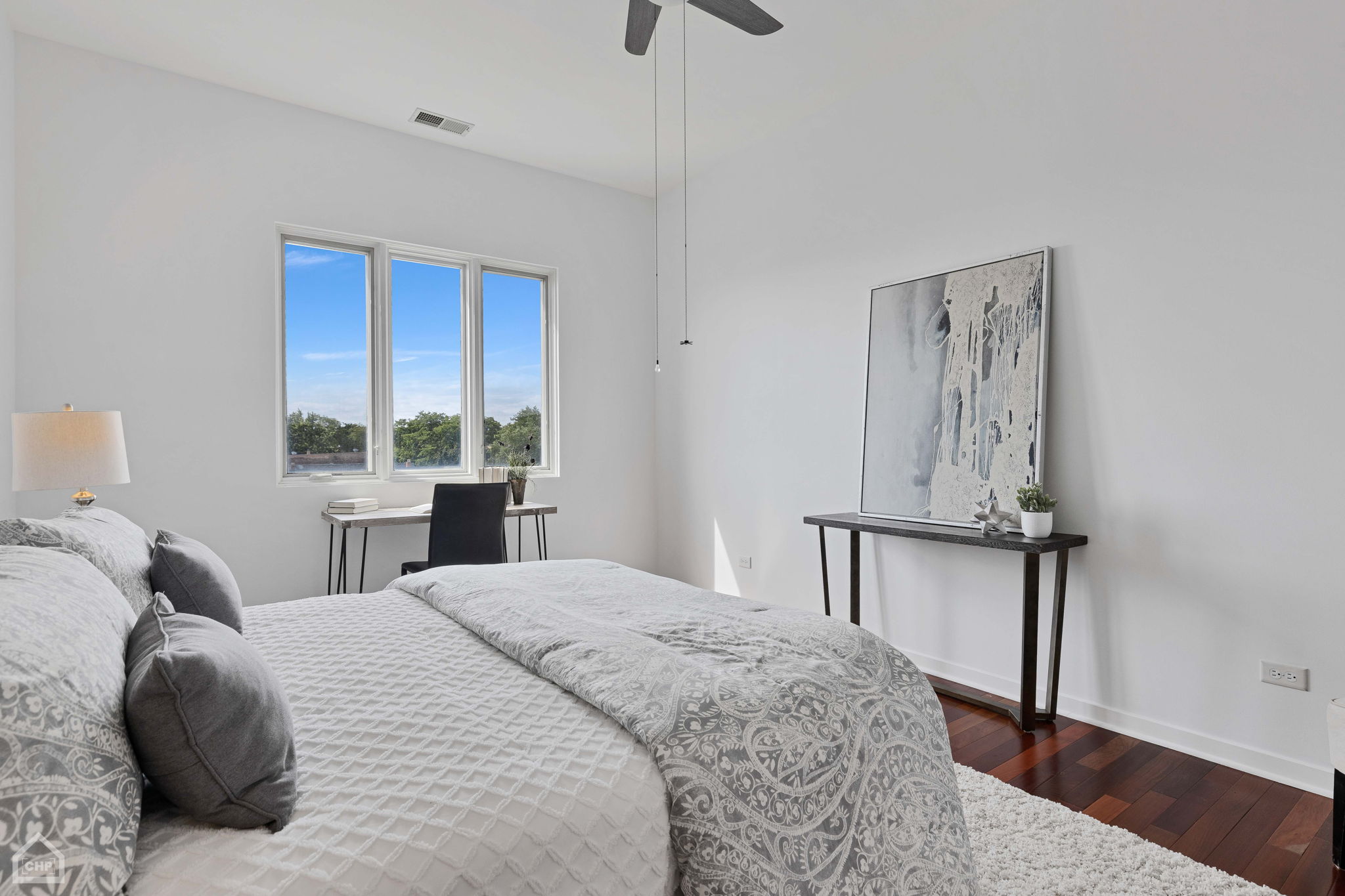 3021 W Armitage Ave 406_018