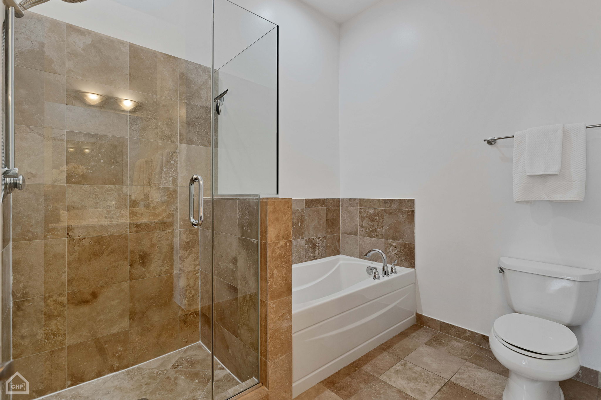 3021 W Armitage Ave 406_021
