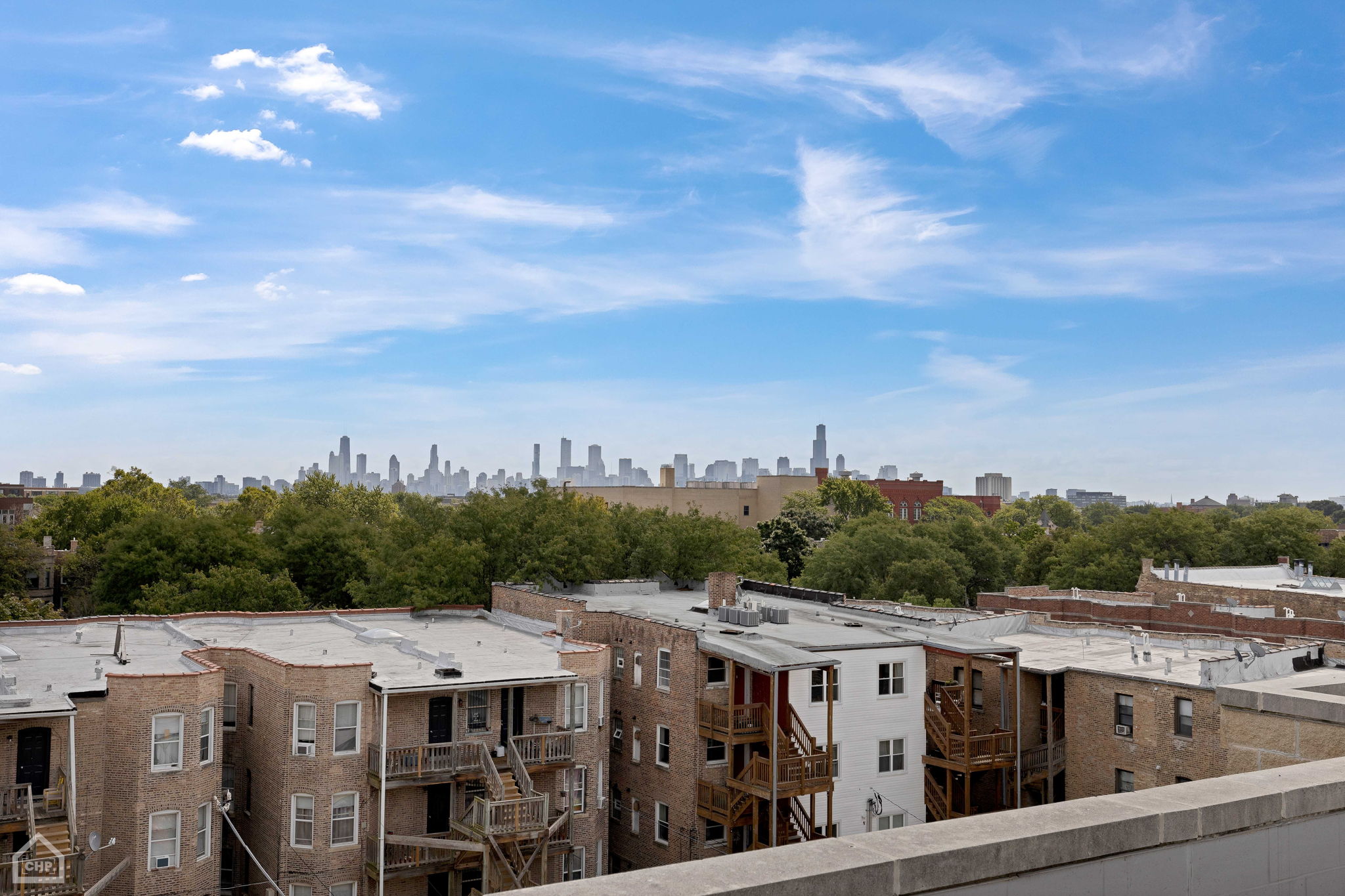 3021 W Armitage Ave 406_023