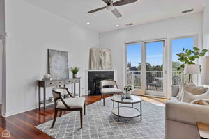 3021 W Armitage Ave 406_004