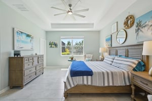 Skylark Dr-1204-035.jpg