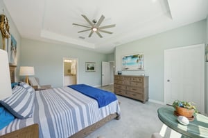 Skylark Dr-1204-036.jpg