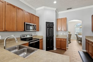 Oatland Ct-014.jpg