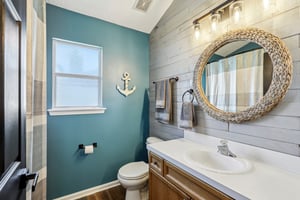Oatland Ct-019.jpg