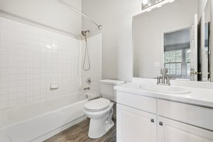  Photo 23