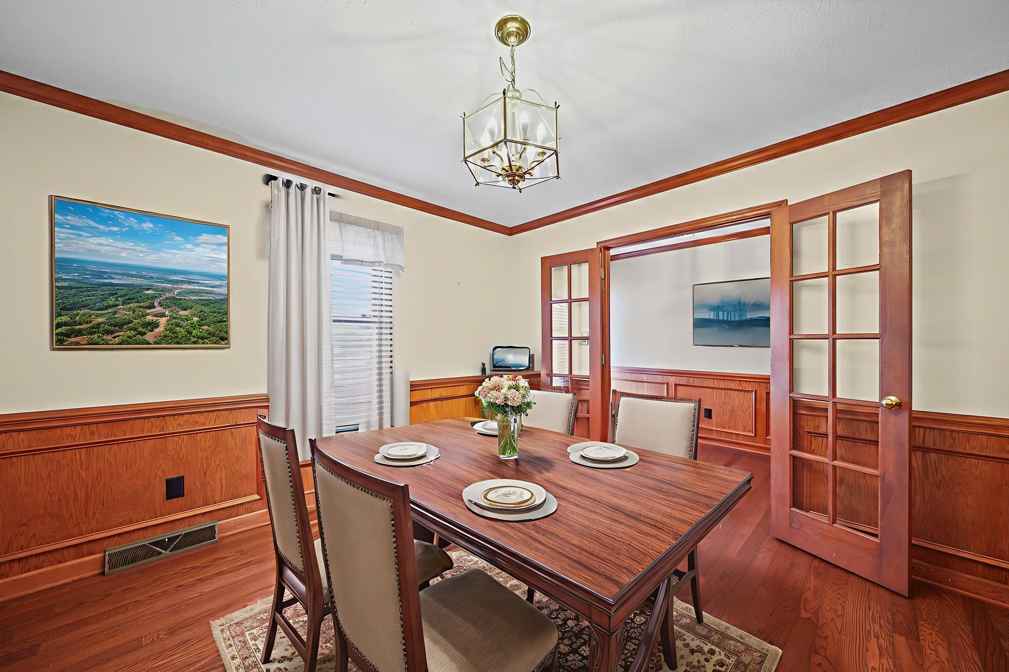 DSC03612_print virtually staged.jpeg