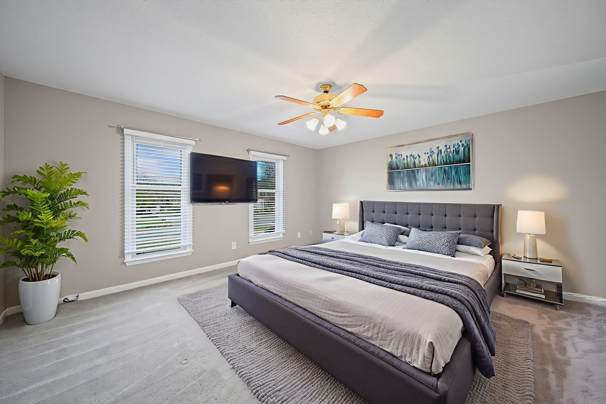 DSC03645_print virtually staged.jpeg