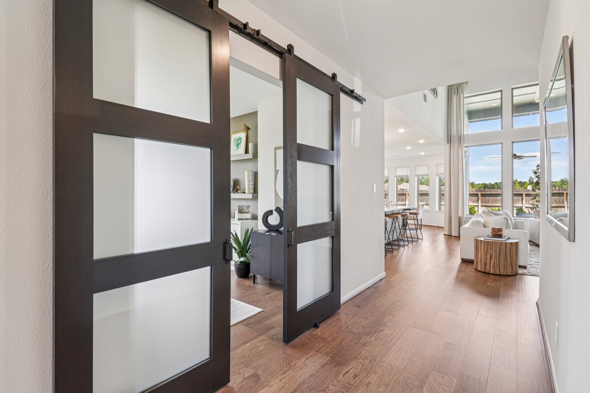 Hickory Hvn Ln-S0704-007.jpg