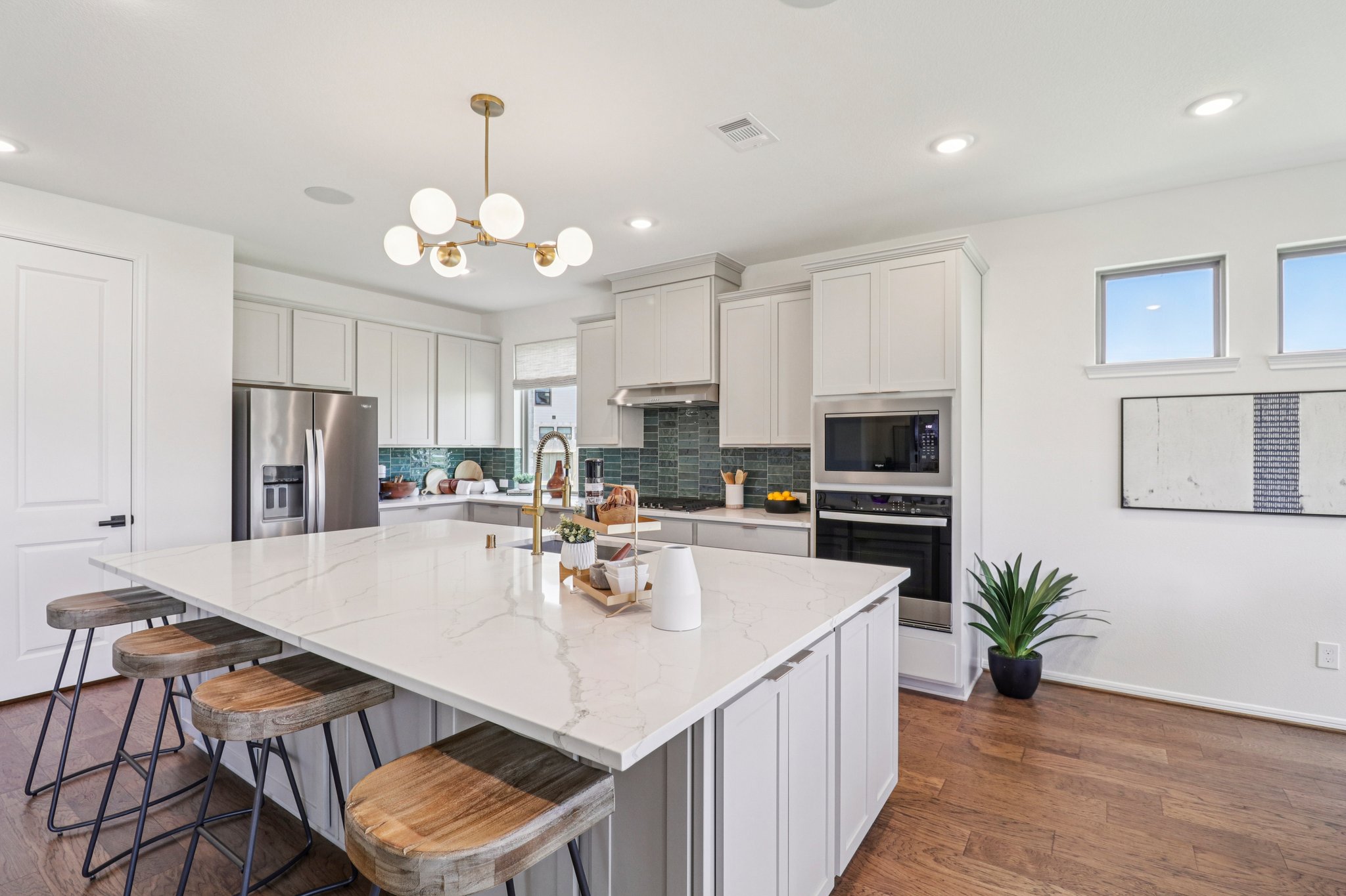 Hickory Hvn Ln-S0704-013.jpg