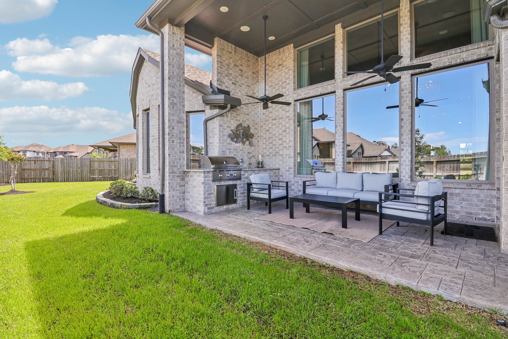 Hickory Hvn Ln-S0704-040.jpg