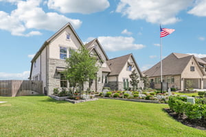 Hickory Hvn Ln-S0704-004.jpg