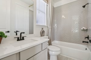 Hickory Hvn Ln-S0704-018.jpg