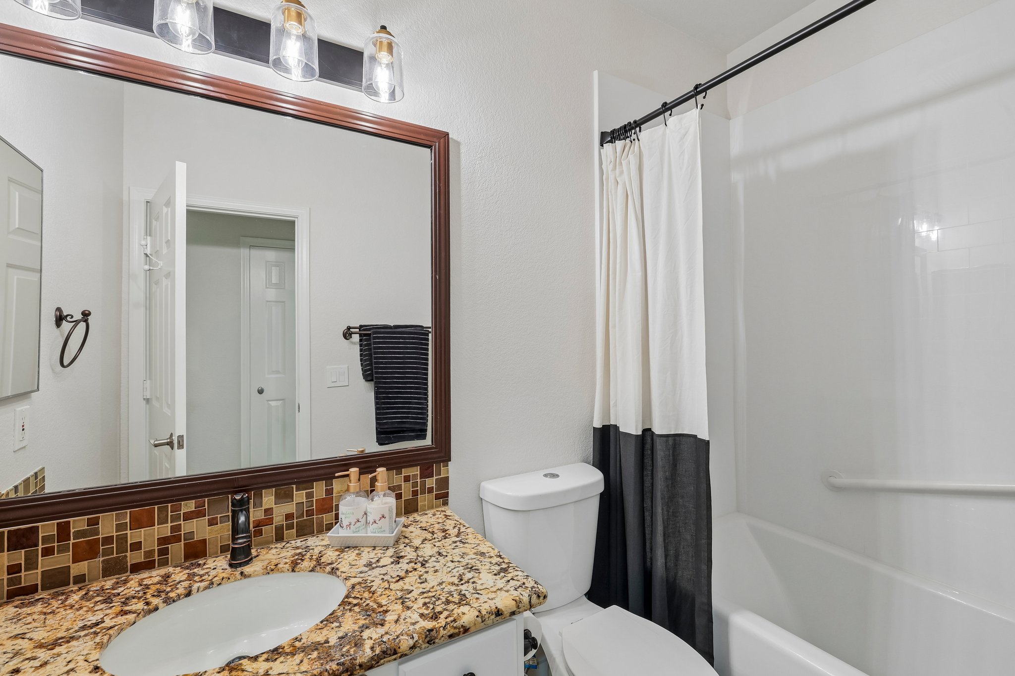 3027 Panorama Ridge Dr-S0109-022.jpg