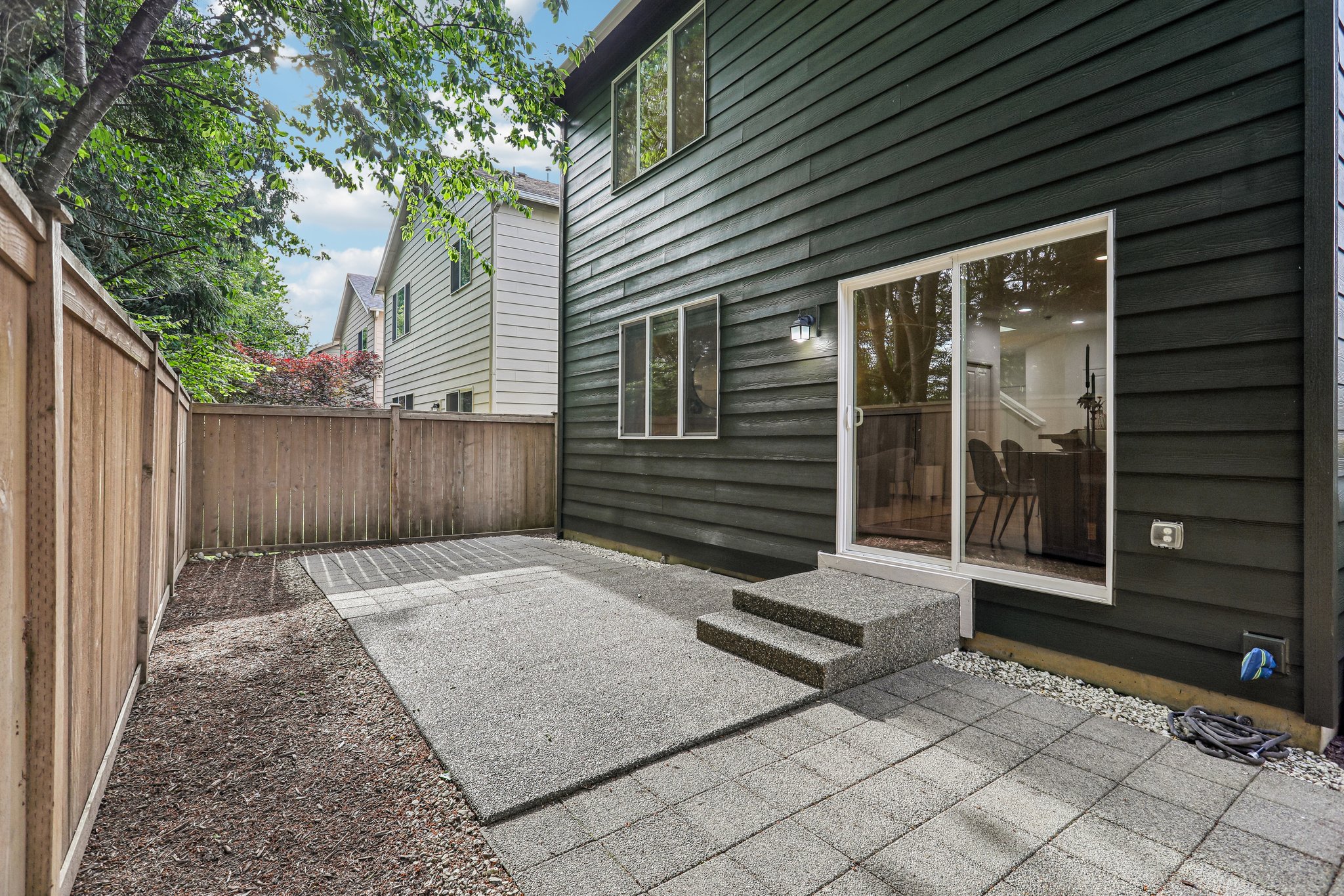 183rd Pl-S0206-039.jpg