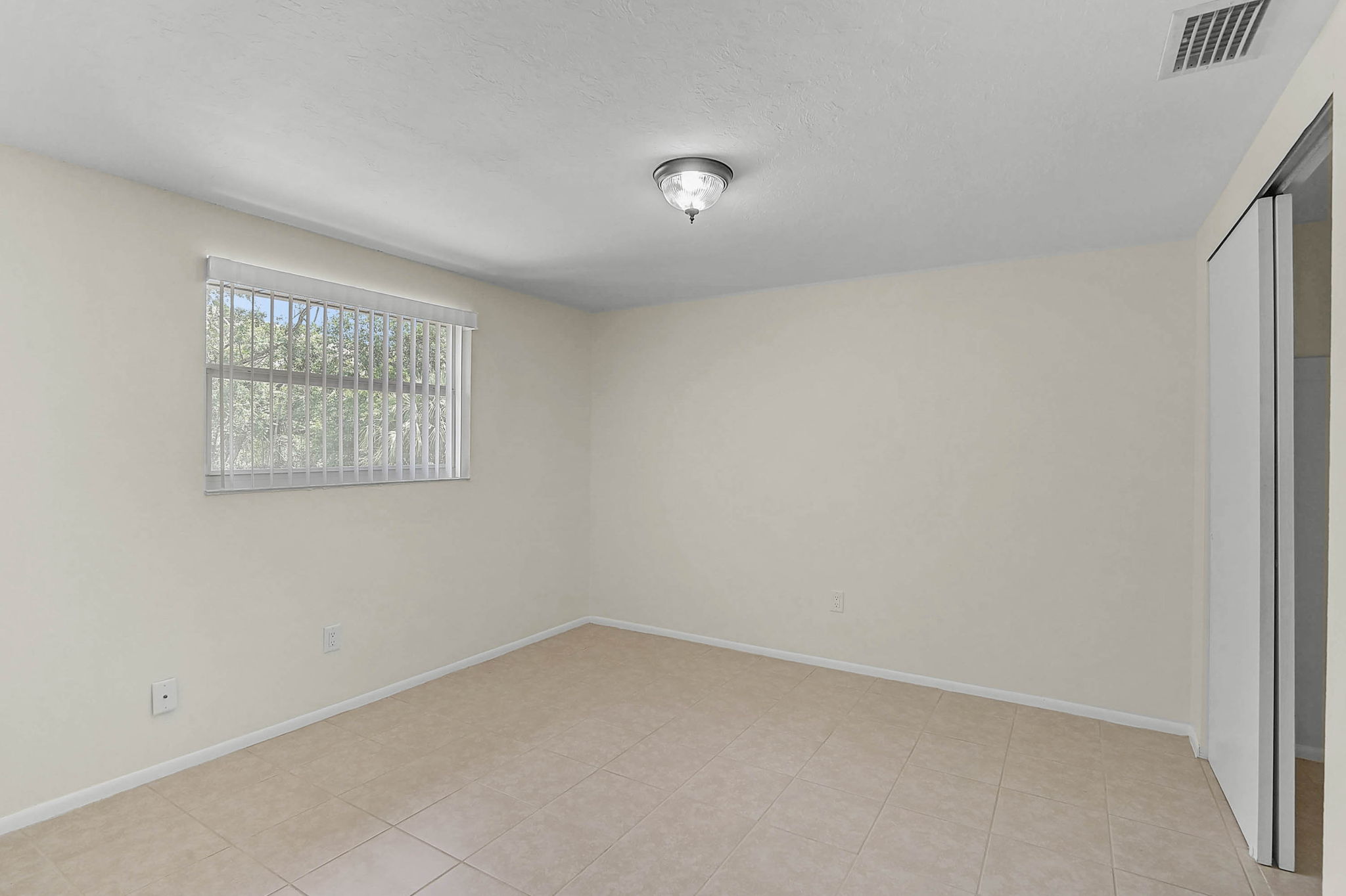 3029 46th Ave W-17