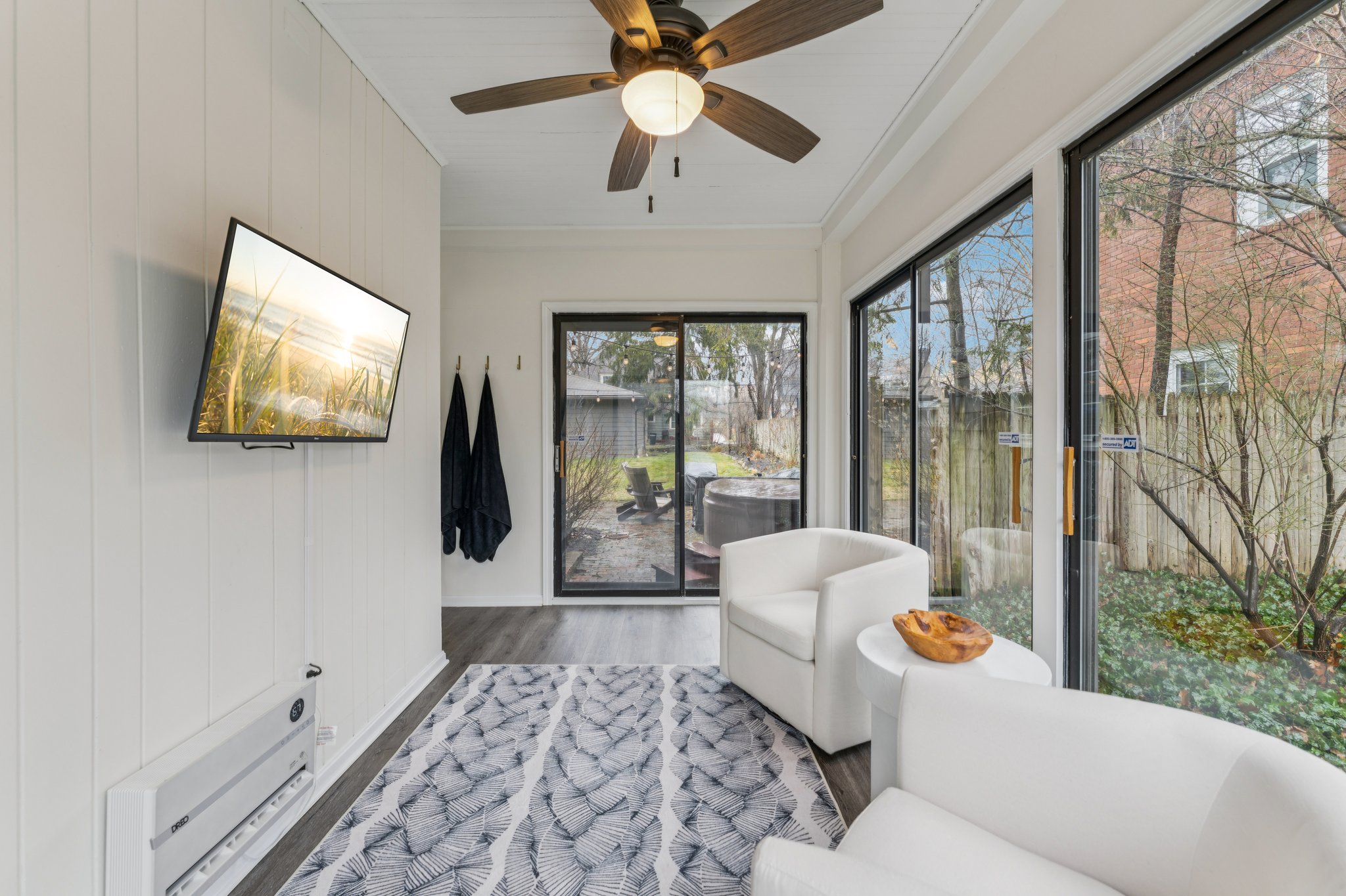 Chadbourne Rd-S0703-023.jpg