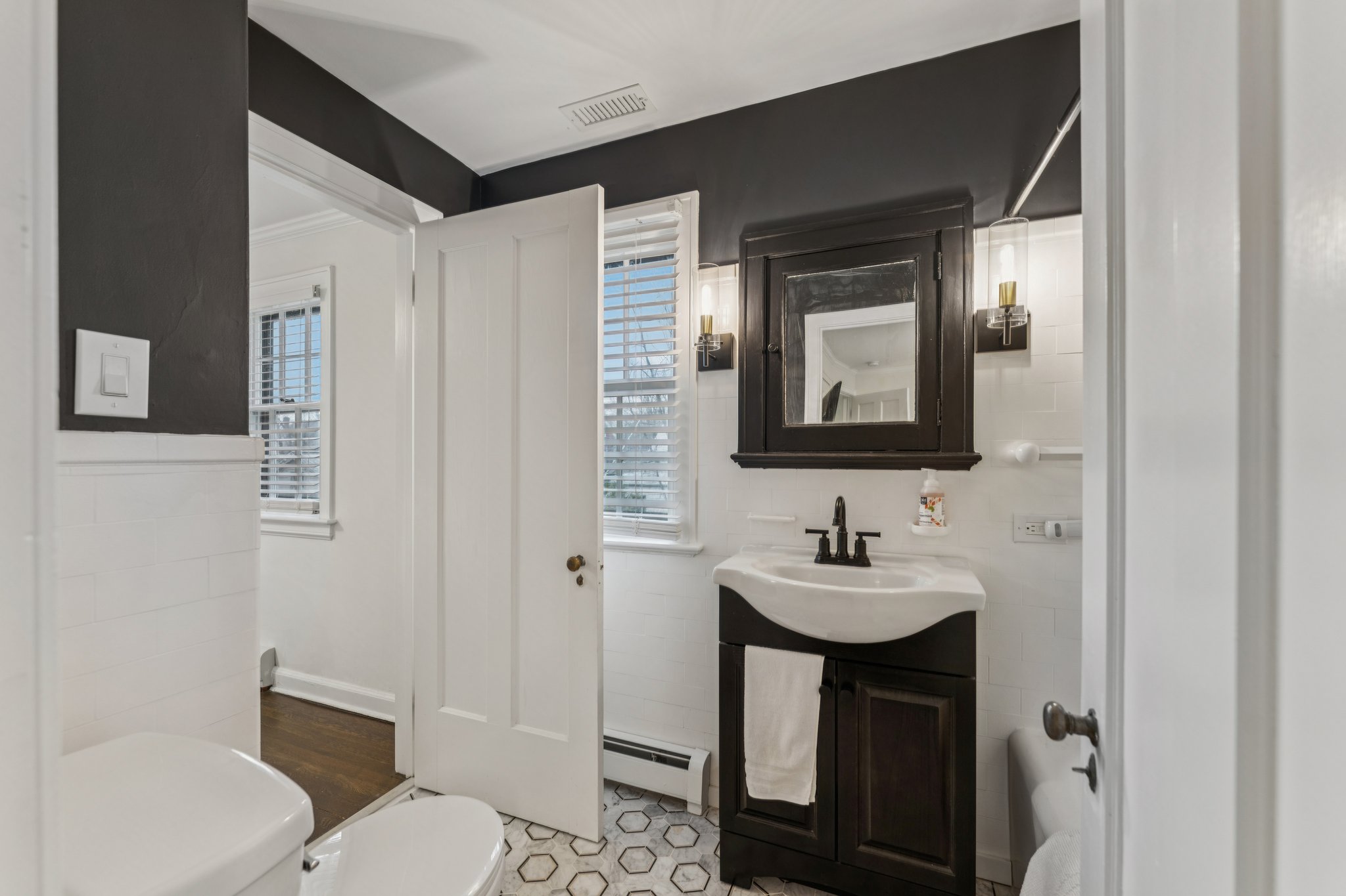 Chadbourne Rd-S0703-034.jpg