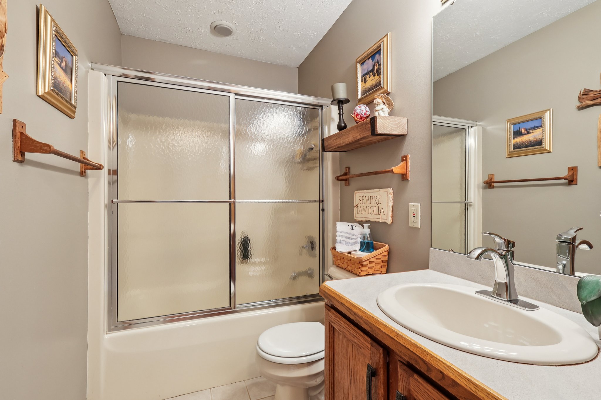 Marla Ct-S1904-056.jpg