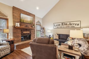 Marla Ct-S1904-004.jpg