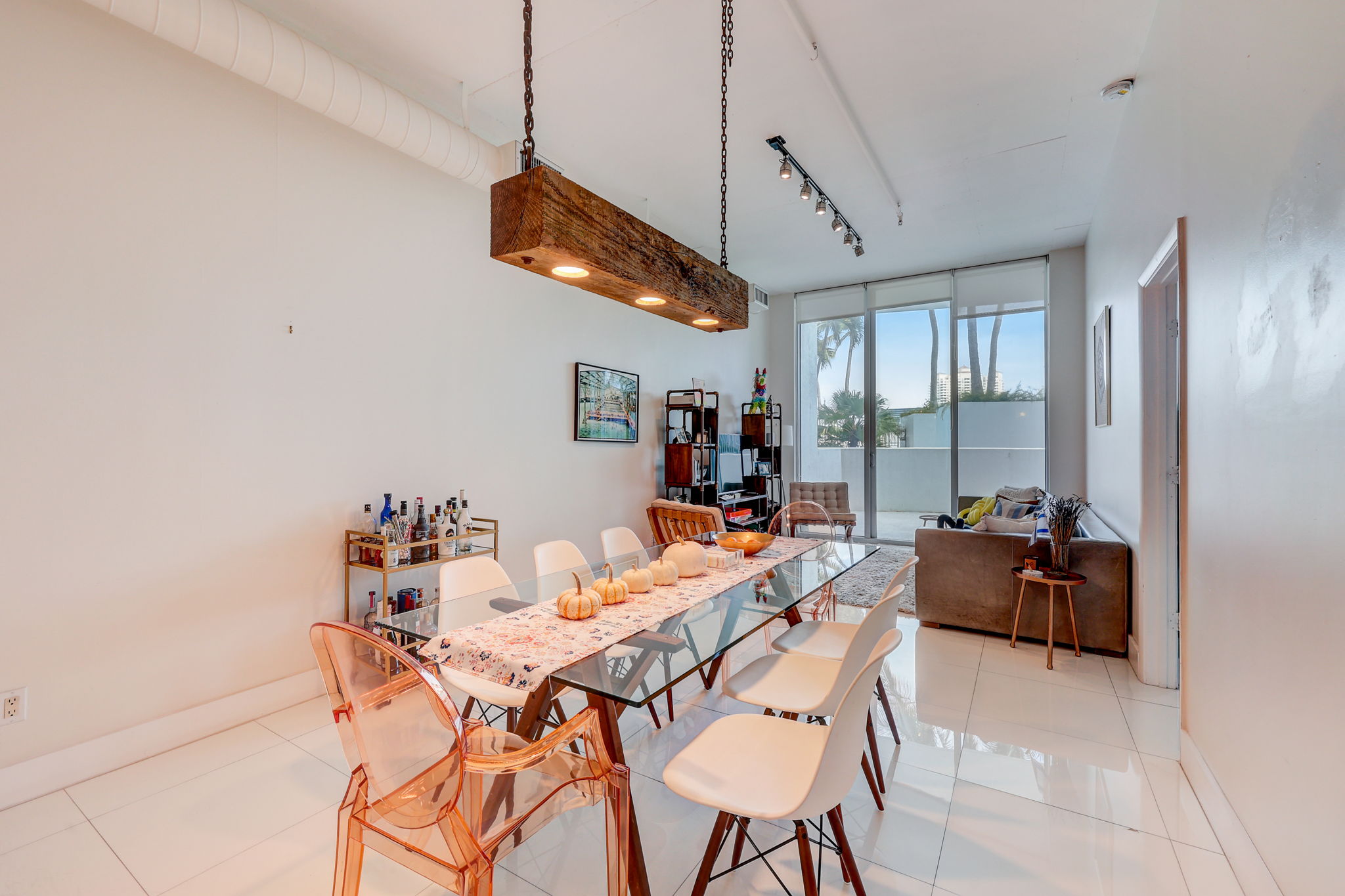 NE 188th St 321-006
