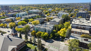  Photo 44