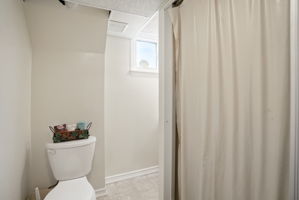  Photo 48