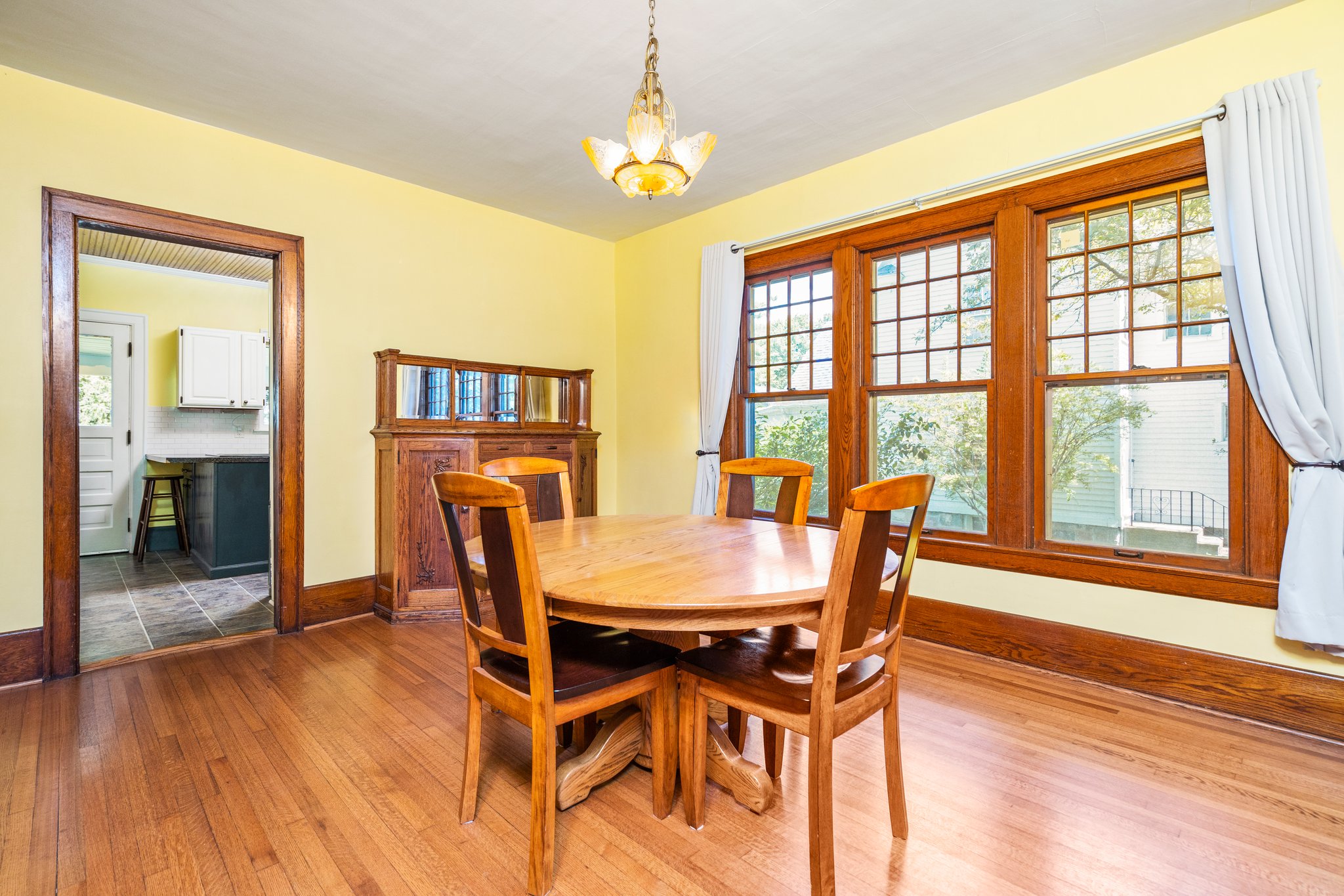 303 E Michigan Ave, Saline, MI 48176, USA Photo 15