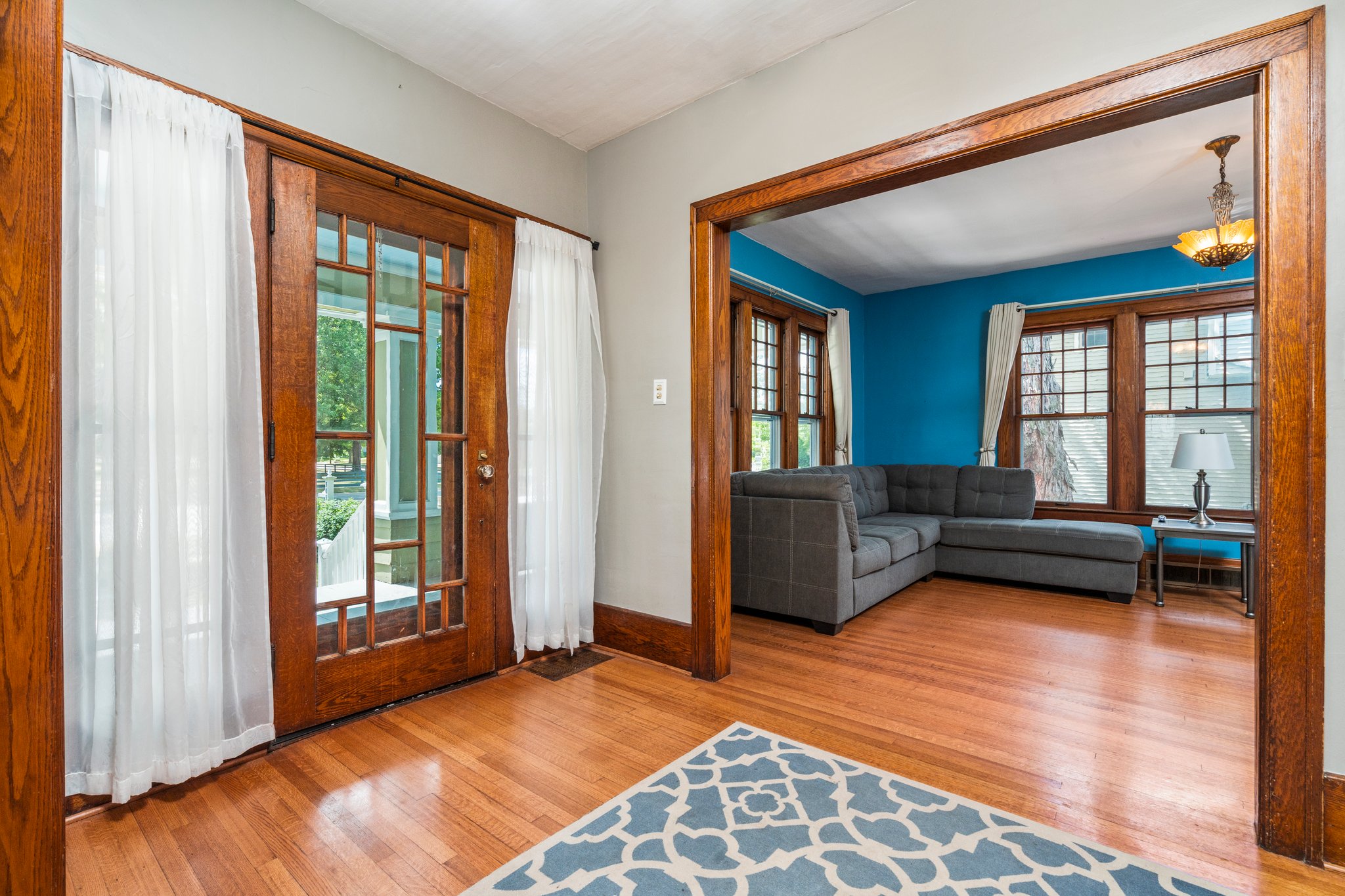 303 E Michigan Ave, Saline, MI 48176, USA Photo 3