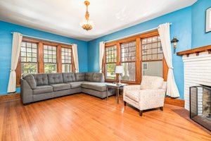 303 E Michigan Ave, Saline, MI 48176, USA Photo 9