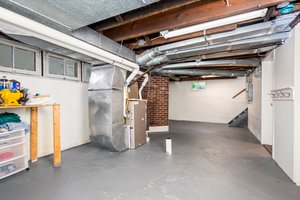 303 E Michigan Ave, Saline, MI 48176, USA Photo 42