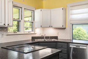 303 E Michigan Ave, Saline, MI 48176, USA Photo 21