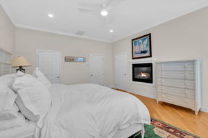  Photo 41