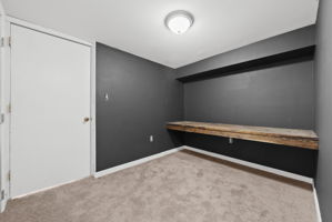  Photo 33