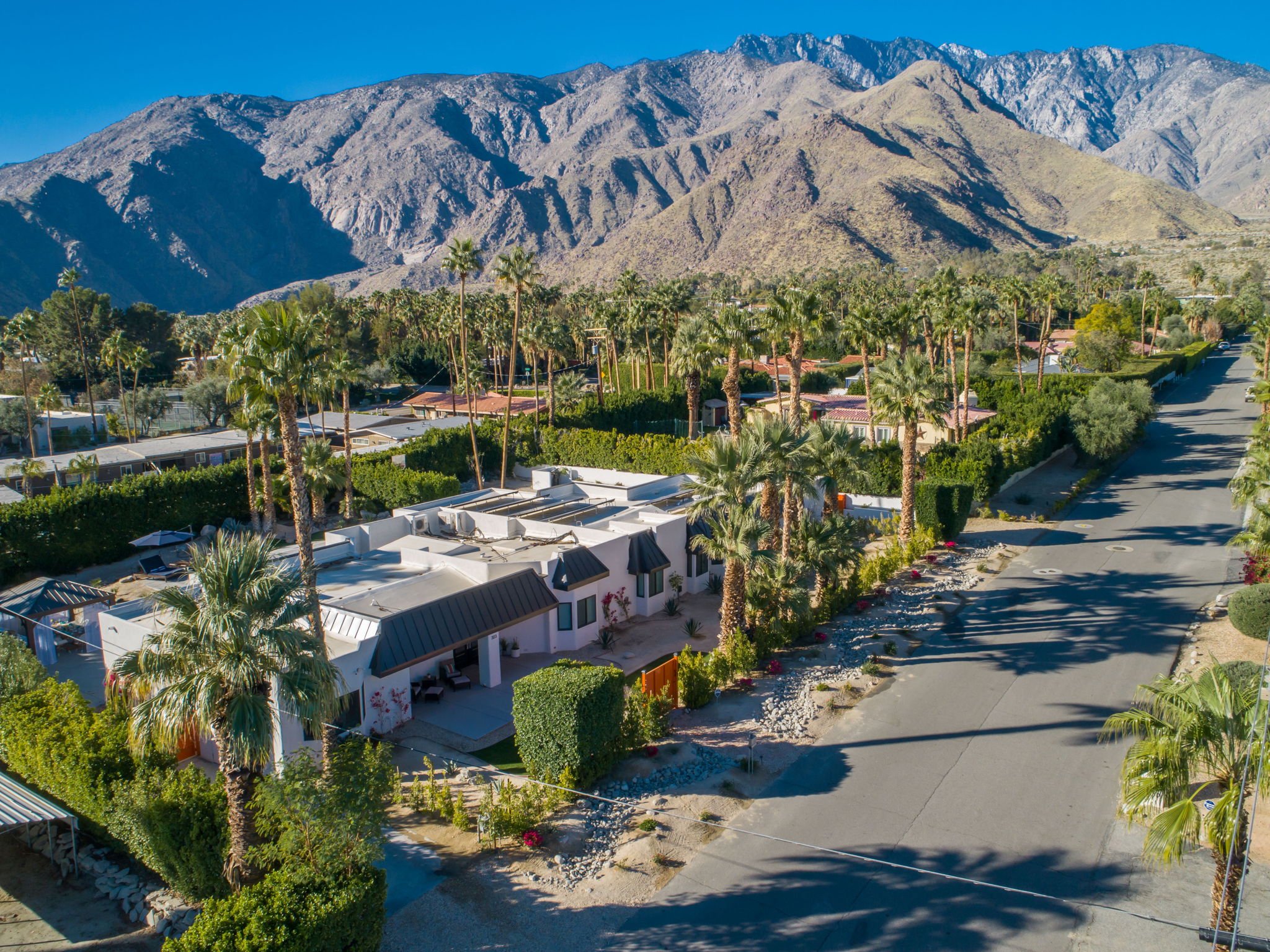  303 W Vía Escuela, Palm Springs, CA 92262, US Photo 109