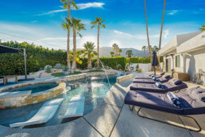  303 W Vía Escuela, Palm Springs, CA 92262, US Photo 15