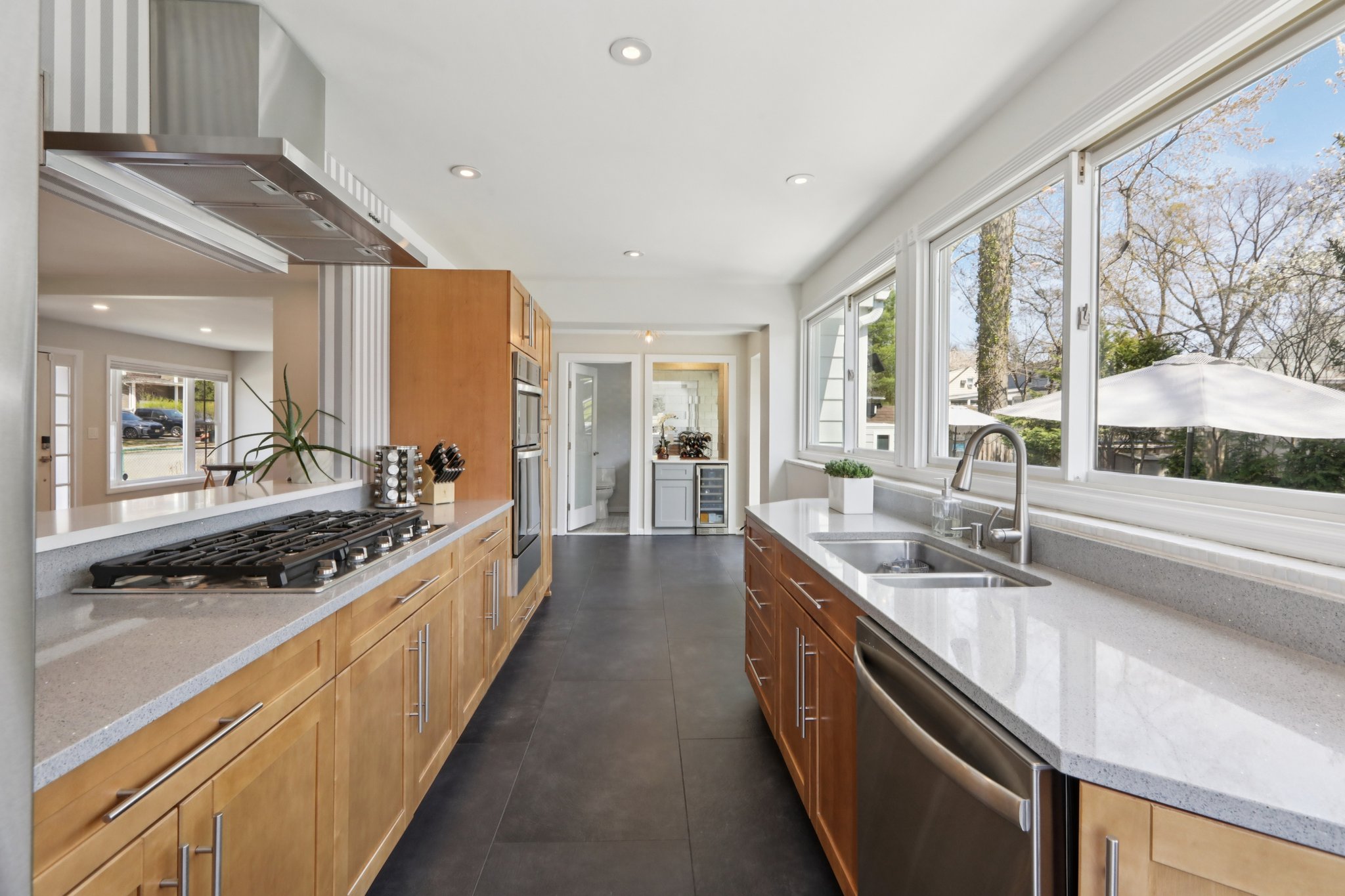 Walnut St-S1304-027.jpg