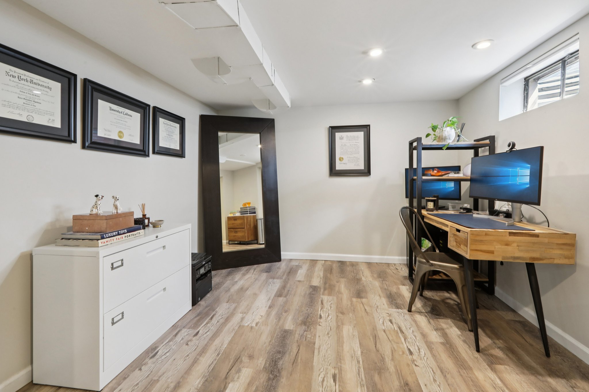 Walnut St-S1304-030.jpg