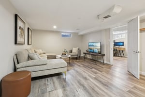 Walnut St-S1304-008.jpg