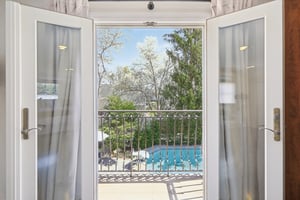 Walnut St-S1304-052.jpg